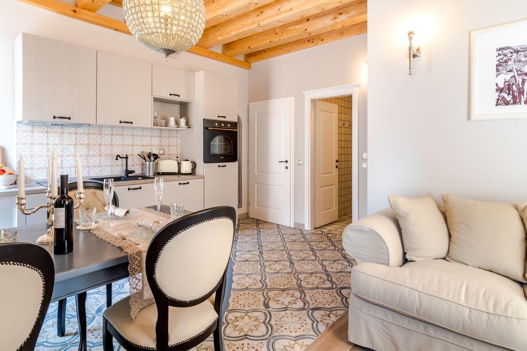 Heritage Suites Zanini Hvar Town Eksteriør billede