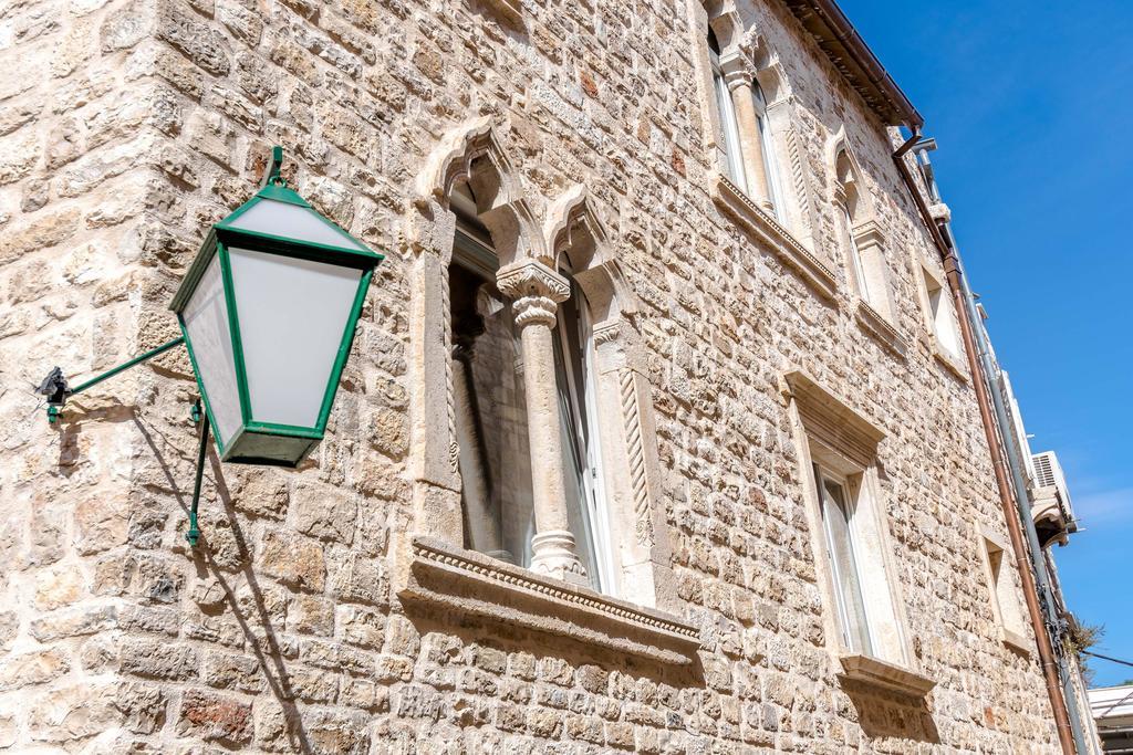 Heritage Suites Zanini Hvar Town Eksteriør billede